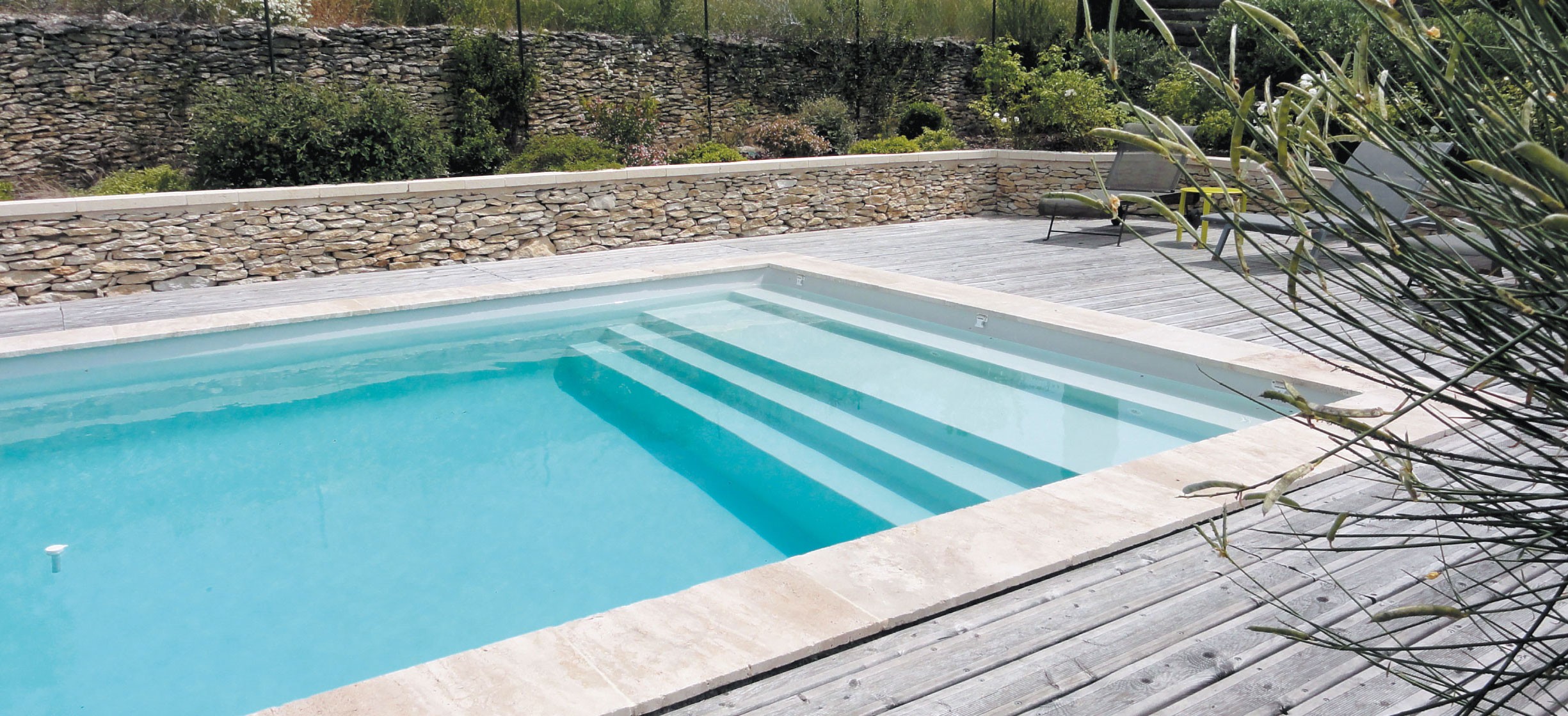 Bendor : piscine en kit...